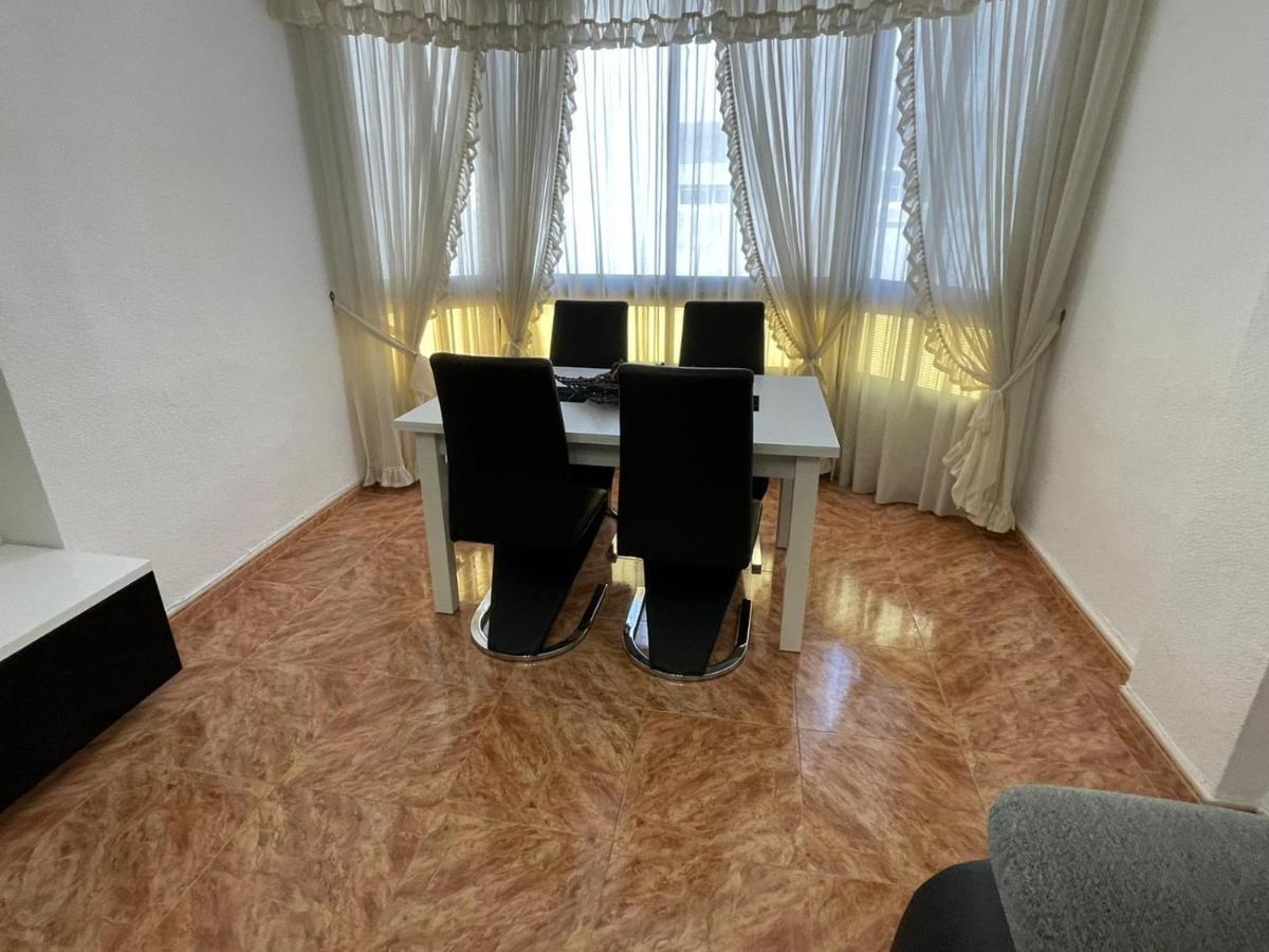 Precioso Piso Centrico Cerca De La Playa Apartment Almunecar Bagian luar foto
