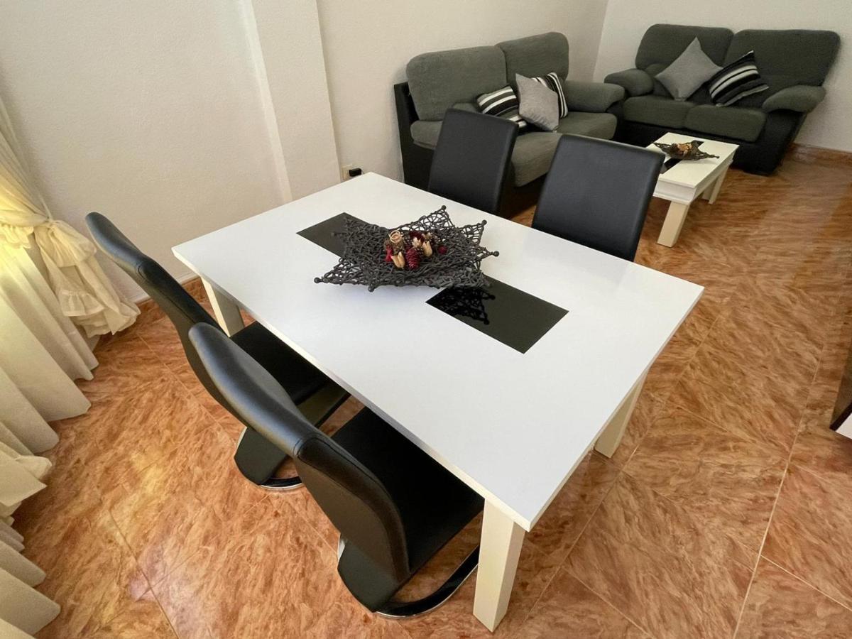Precioso Piso Centrico Cerca De La Playa Apartment Almunecar Bagian luar foto
