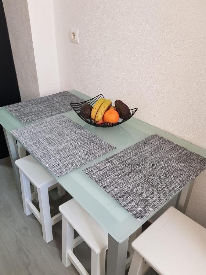 Precioso Piso Centrico Cerca De La Playa Apartment Almunecar Bagian luar foto