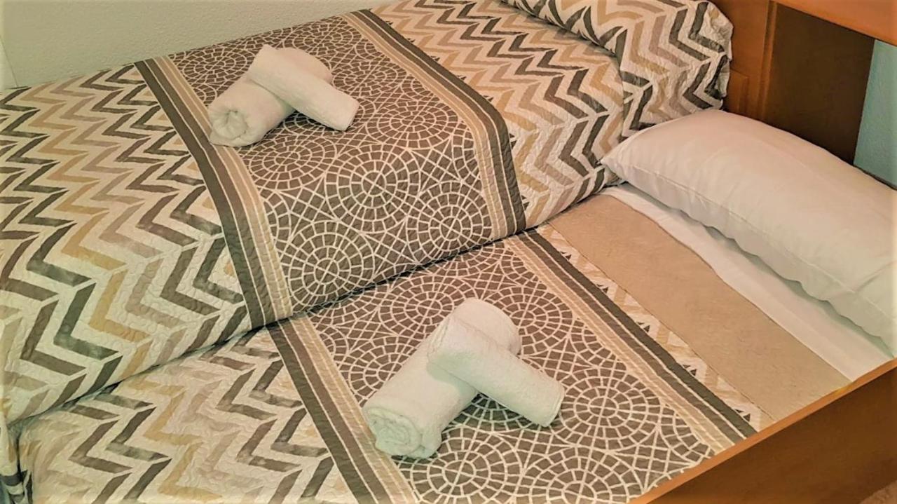 Precioso Piso Centrico Cerca De La Playa Apartment Almunecar Bagian luar foto